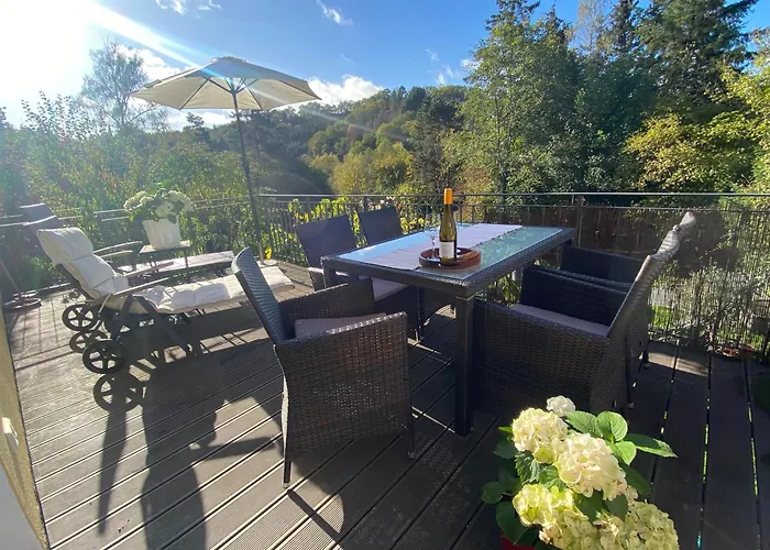 Schoene Wohnung 90Qm Mit Sonnenterrasse Und Aussicht